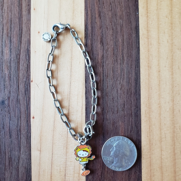 Hello Kitty Leo Zodiac chain link bracelet - Picture 7 of 11